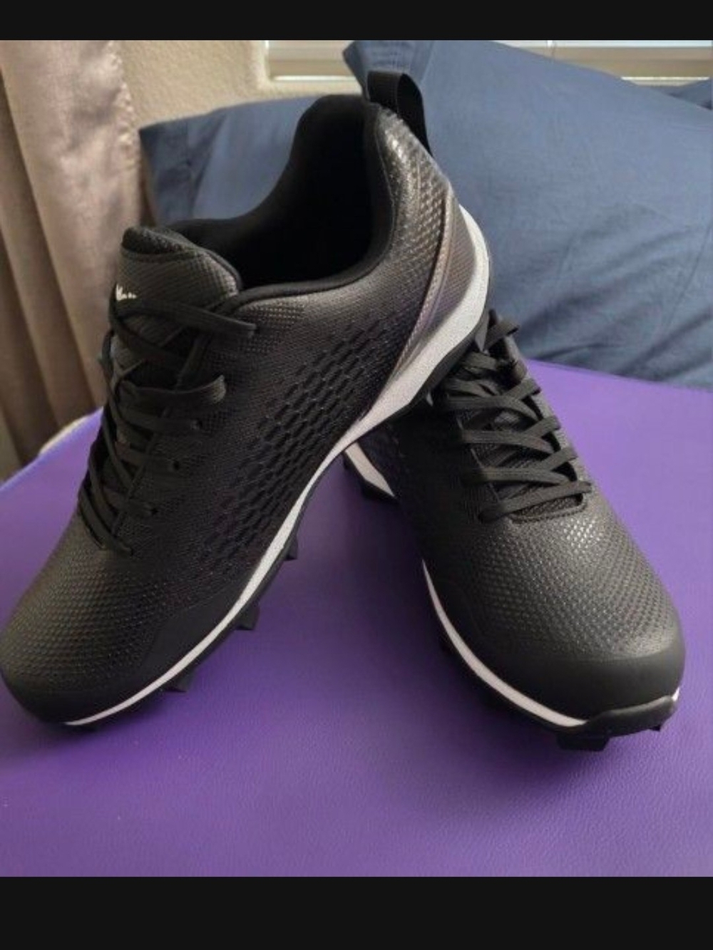Black Men's Athletic Cleat Sneakers - Lightweight Comfort